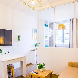 Appartement La Cle Clim, Wifi, Gare Et Port De, Toulon